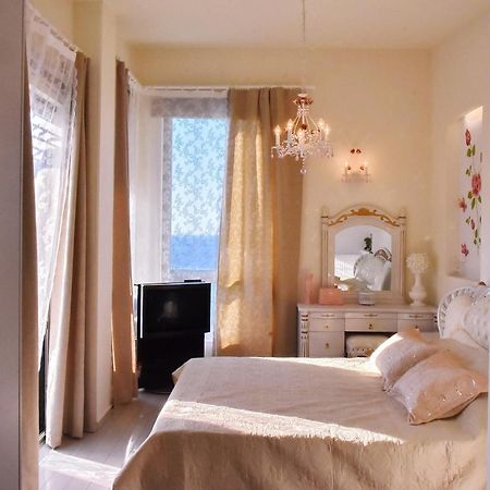 Sea View Beachfront Villa Maria Gouves Esterno foto